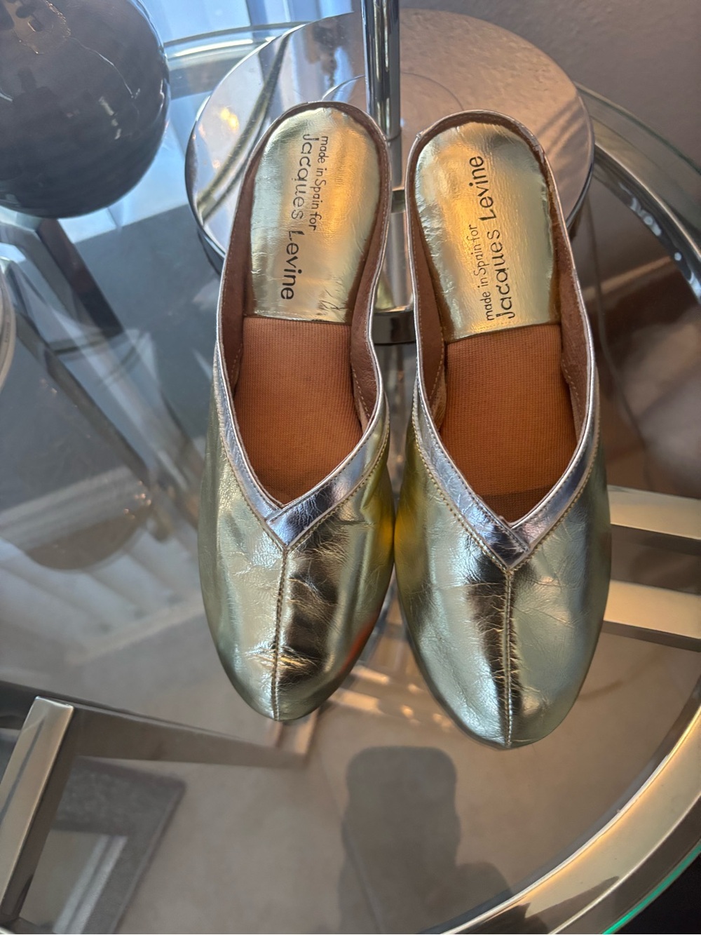 Jacques Levine Women's Metallic Silver Slip-On Mules
